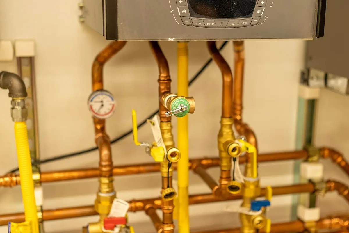 Licensed technician providing Sewer Cleanout for a homeowner in Glassport